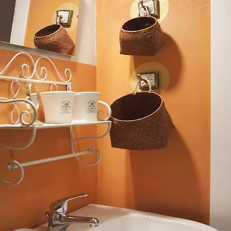 Bed & Breakfast Contrada Lunga Abbadia Lariana