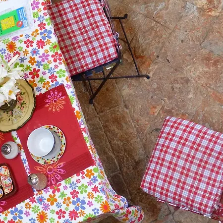 Contrada Lunga Bed & Breakfast