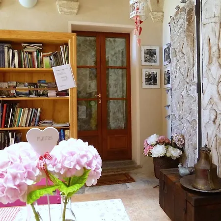 Contrada Lunga Bed & Breakfast 3*