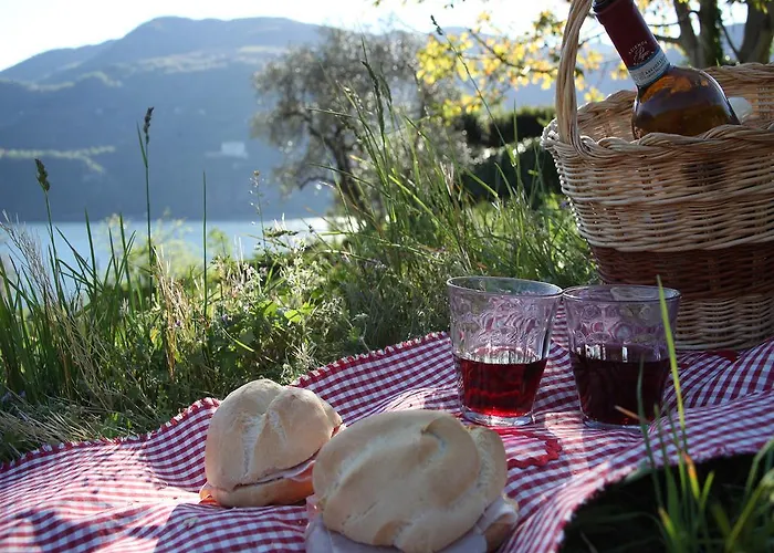 Contrada Lunga 3* Abbadia Lariana